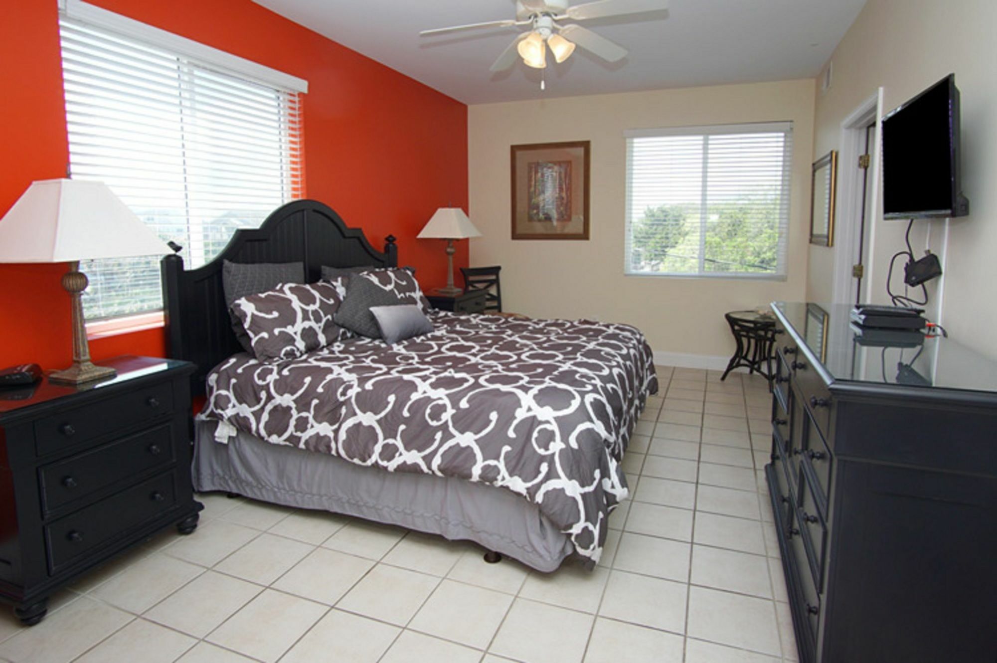 Units At Ocean Breeze Luxury By Elliott Hotel 3*