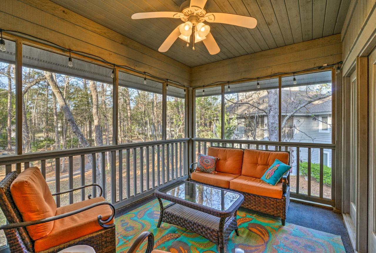 With Porch 1 Mi To North Myrtle Beach! *