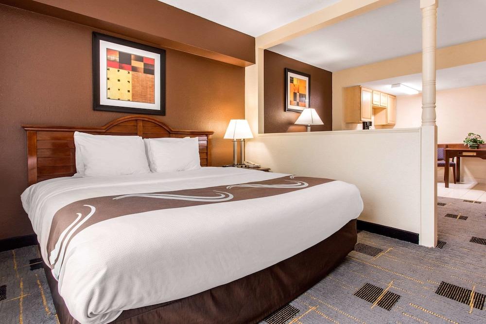 Quality & Hotel