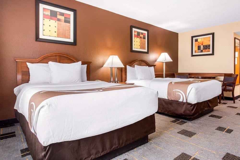Quality & Hotel 3*